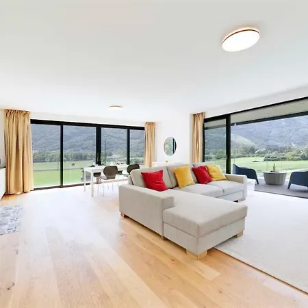 Residenza Ticino By Quokka 360 - Modern Oasis Near Апартаменты